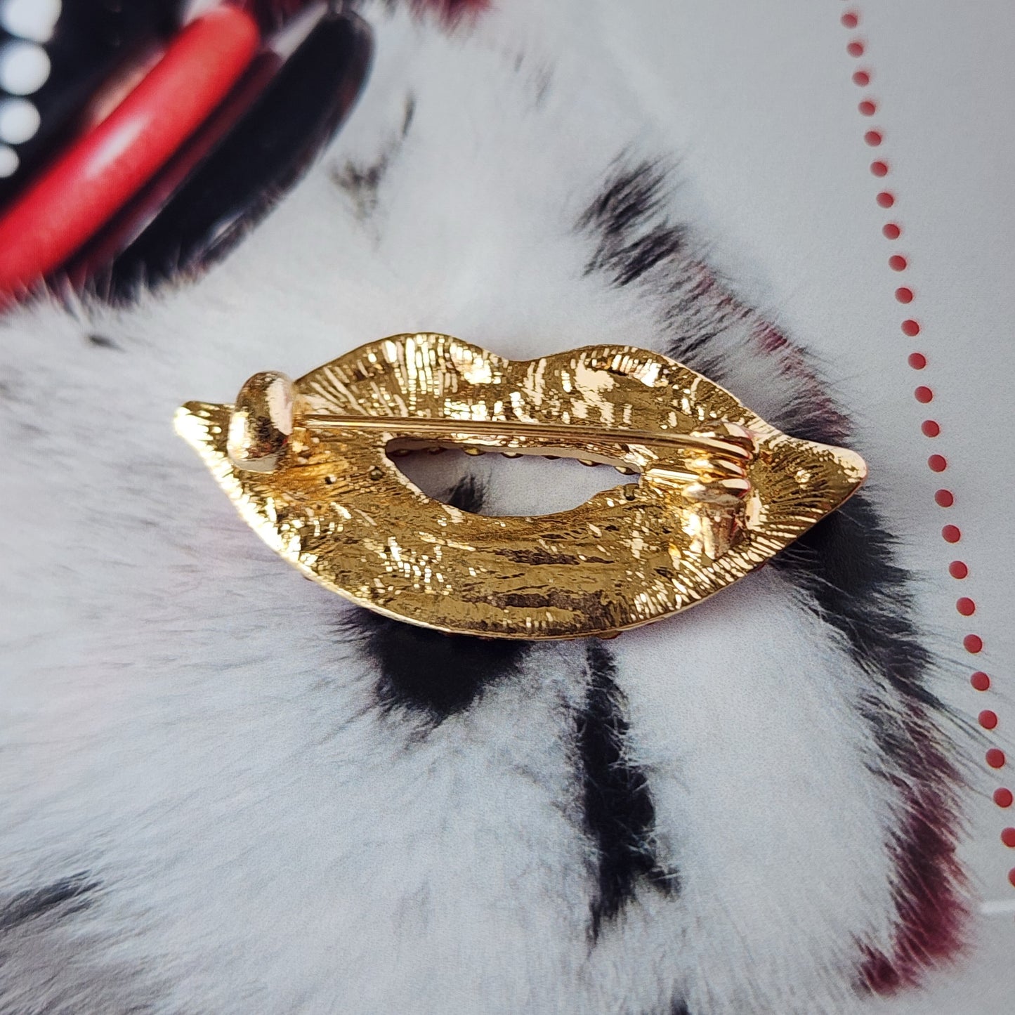 The Scarlet Kiss Brooch