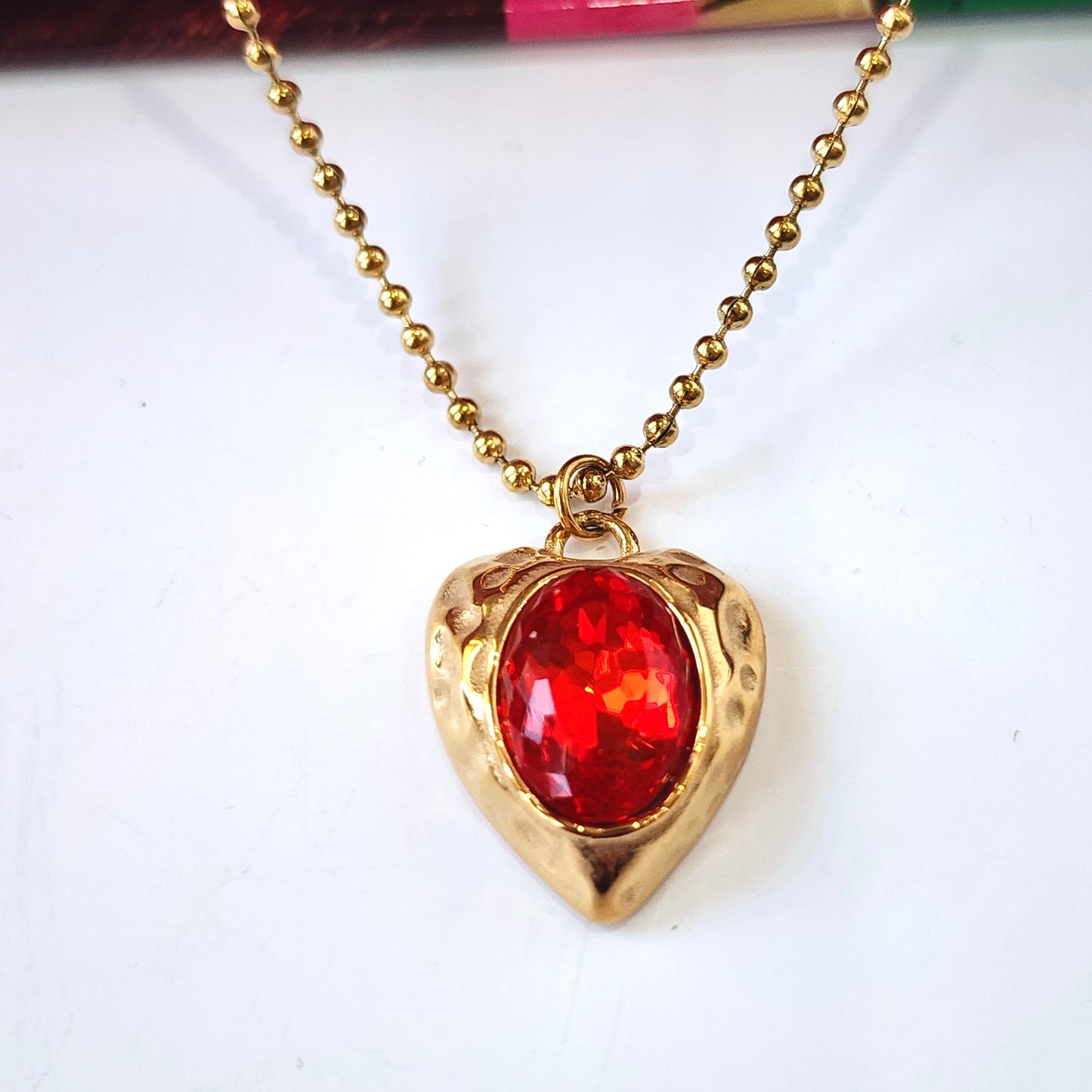 The Rouge Crystal Necklace