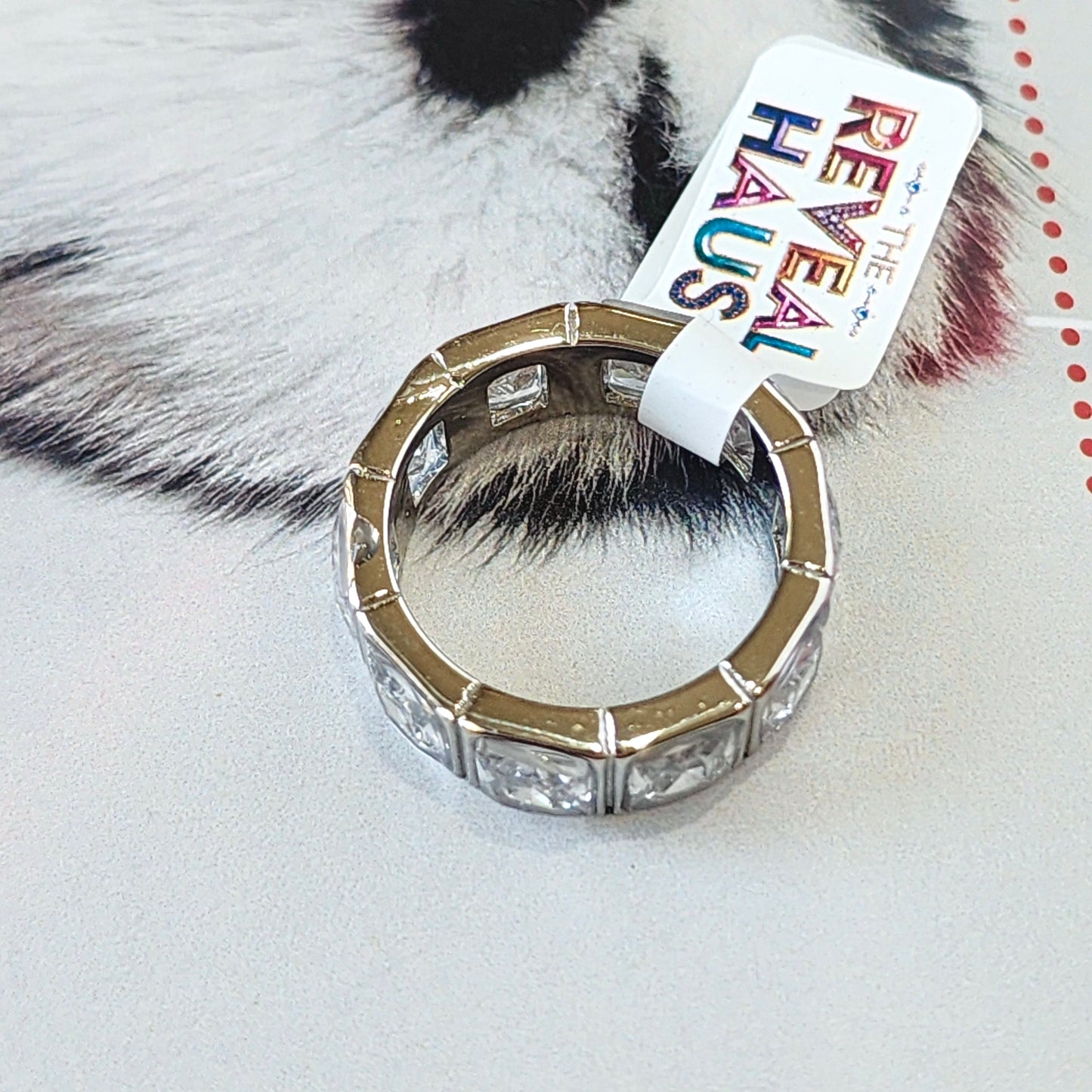 Front & Center Ring