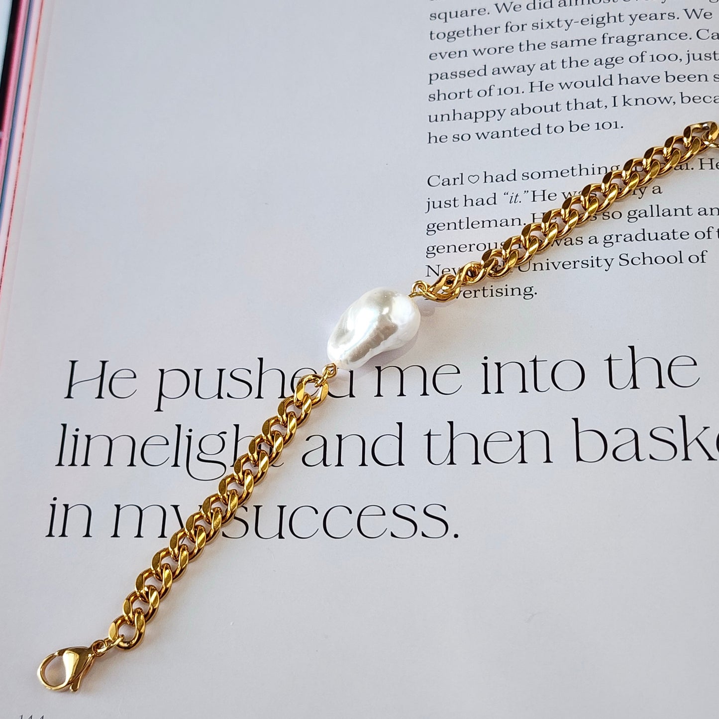 The Portofino Pearl bracelet
