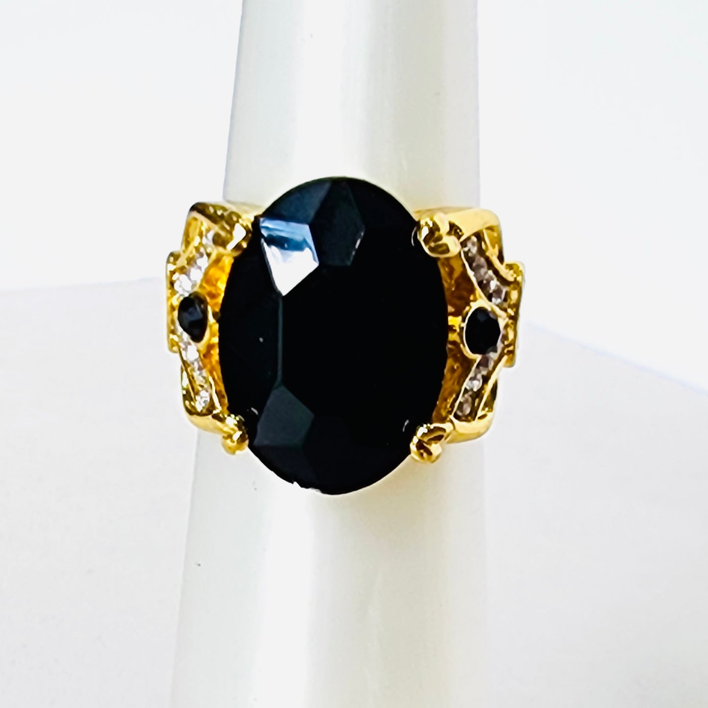 The Veronica-Black