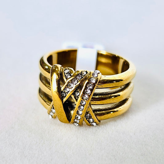 Criss Cross Ring