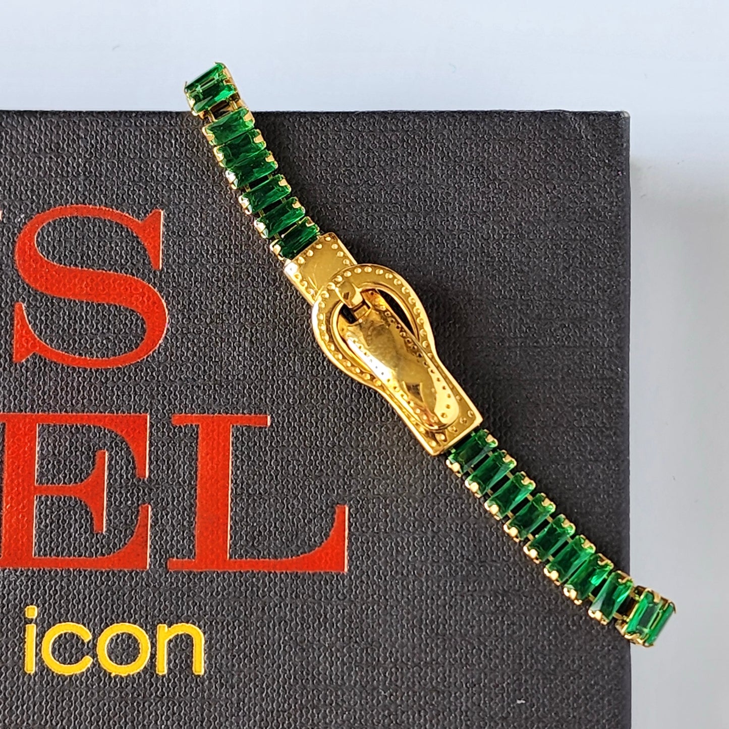 Illumina Buckle Bracelet