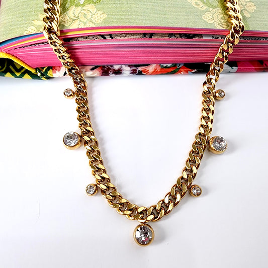 The Stella Necklace
