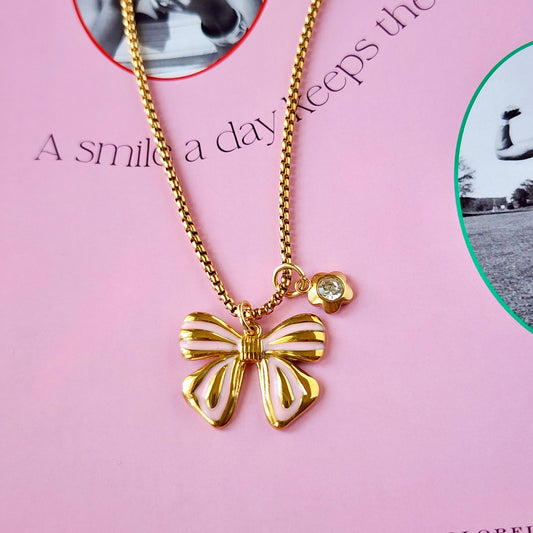 Blushed Bow Necklace