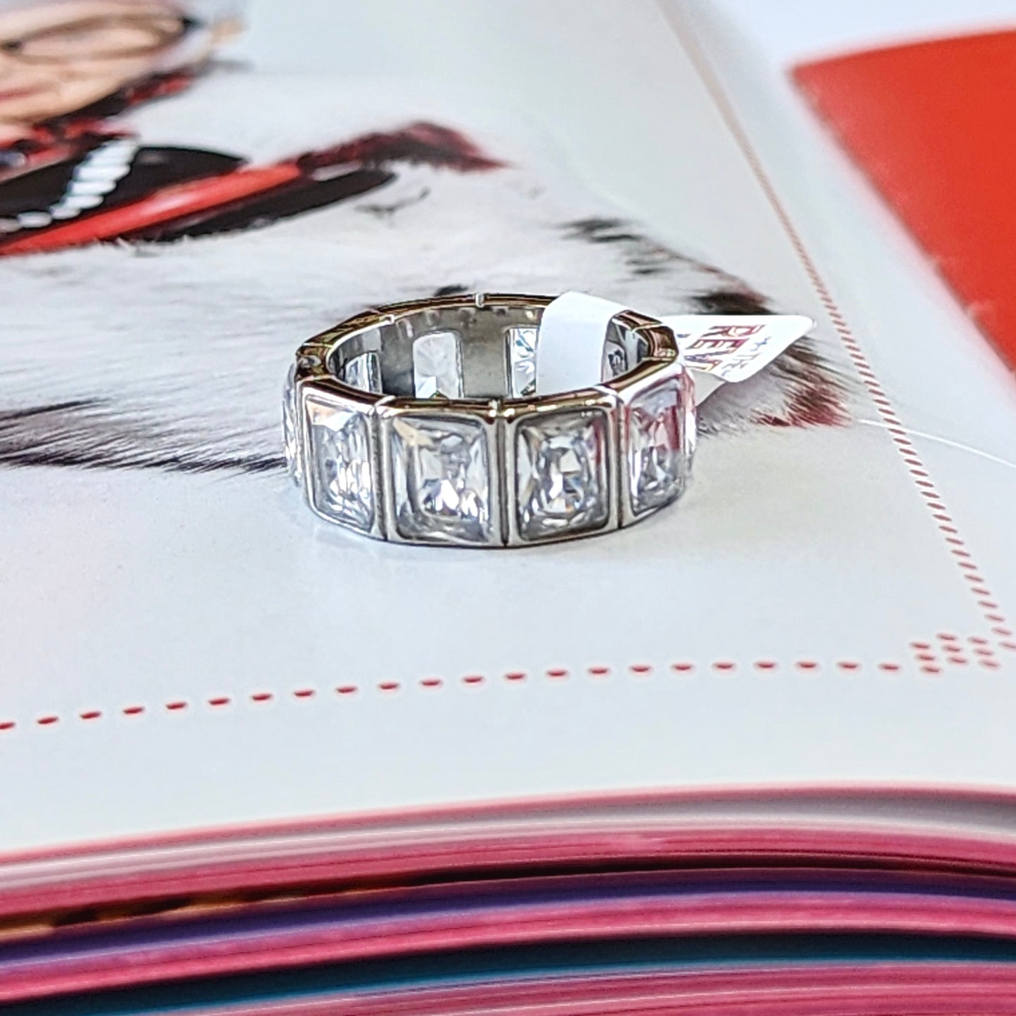 Front & Center Ring