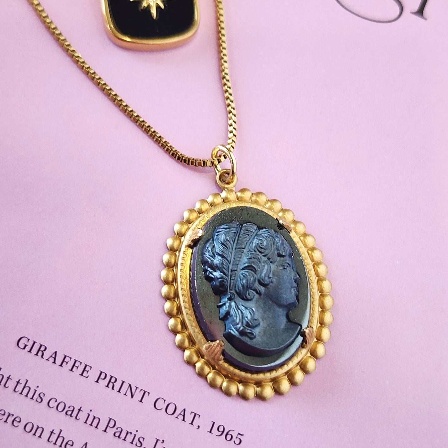 The Noir Vintage Muse Layered Pendant Necklace