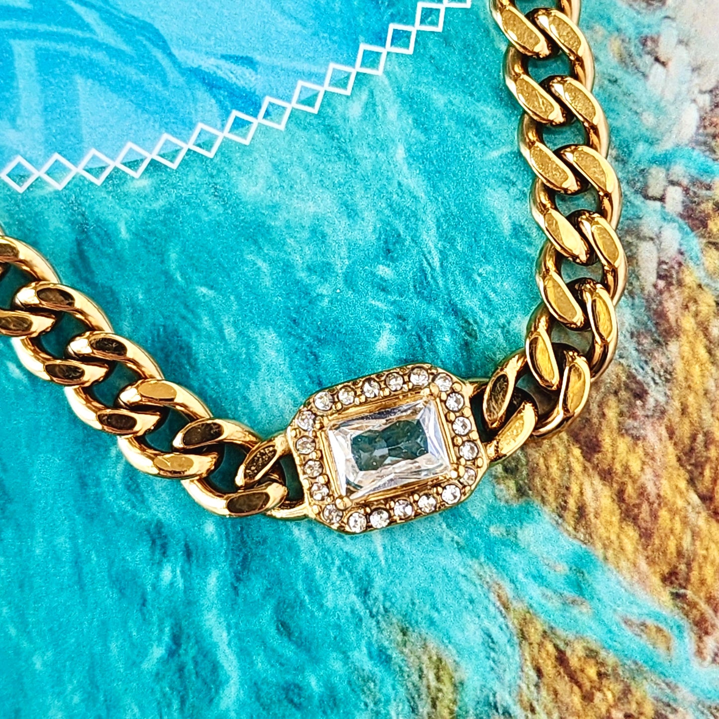5th Ave Crystal Necklace Clear