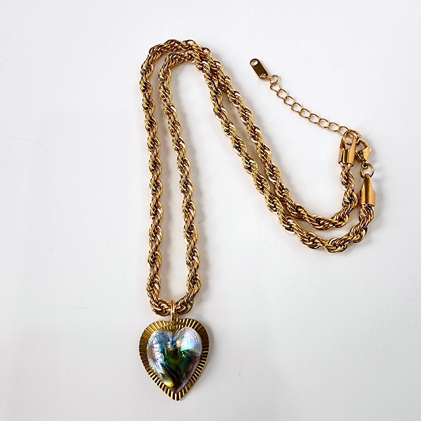 Lumière Heart Necklace