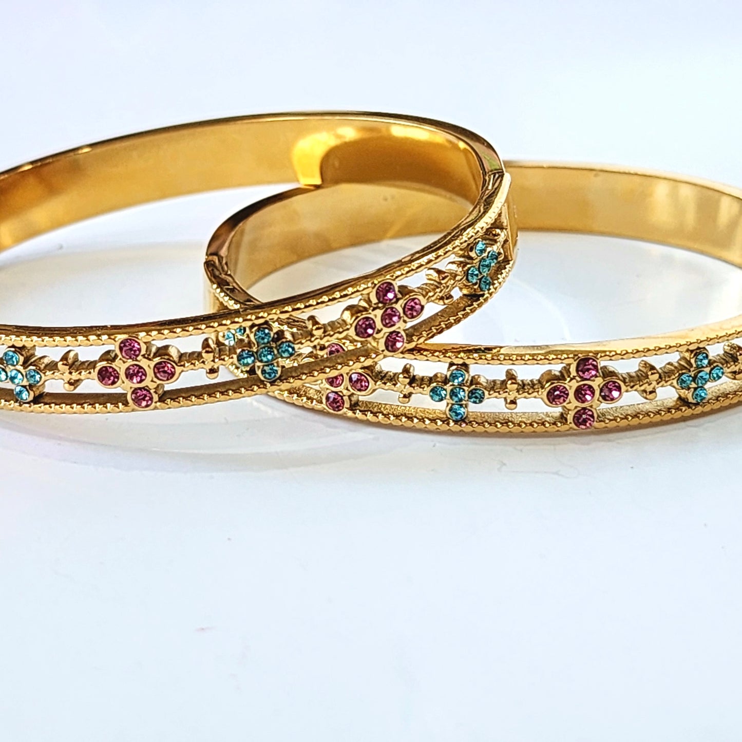 The Riviera Bloom Bangle