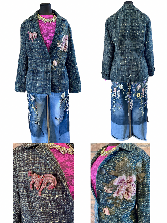 Embroidered Jacket with Brooch and Train-Small